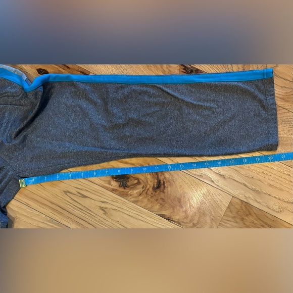 Champion Dark Gray Straight Leg Elastic Sweatpants w Blue Stripe Girls Size 7/8 - Picture 7 of 7